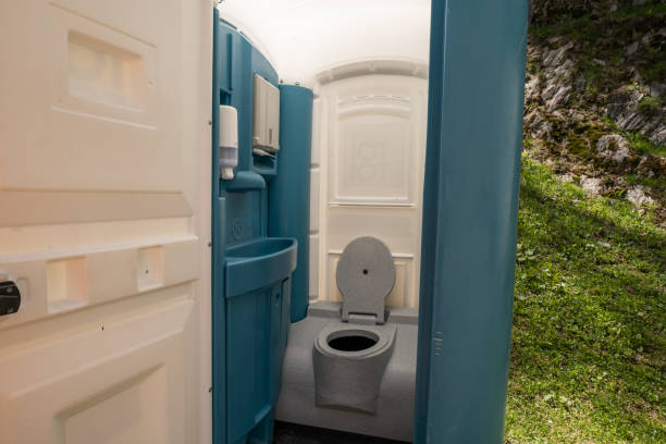 Porta potty delivery and setup in Wichita, KS